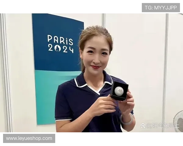 刘诗雯打球像个女神，私下竟然这么接地气？