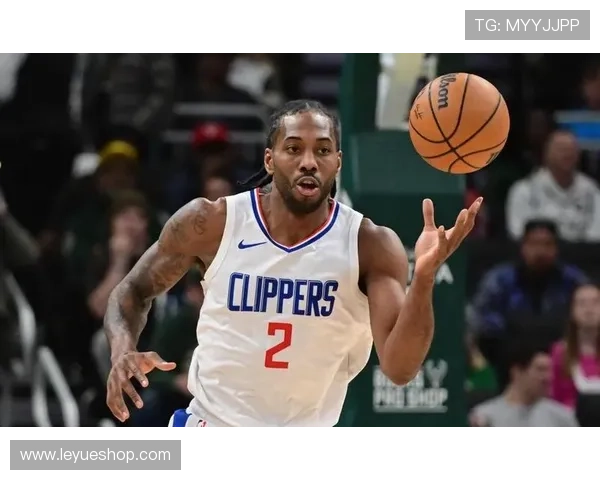 伦纳德季后赛单打更致命，制造错位提升关键效率